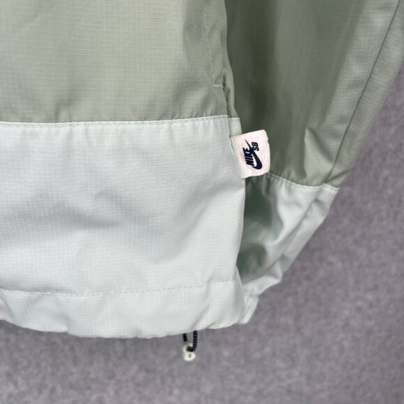 Nike SB Green and Blue Raincoat Lightweight Hooded Design - Picture 4 of 14